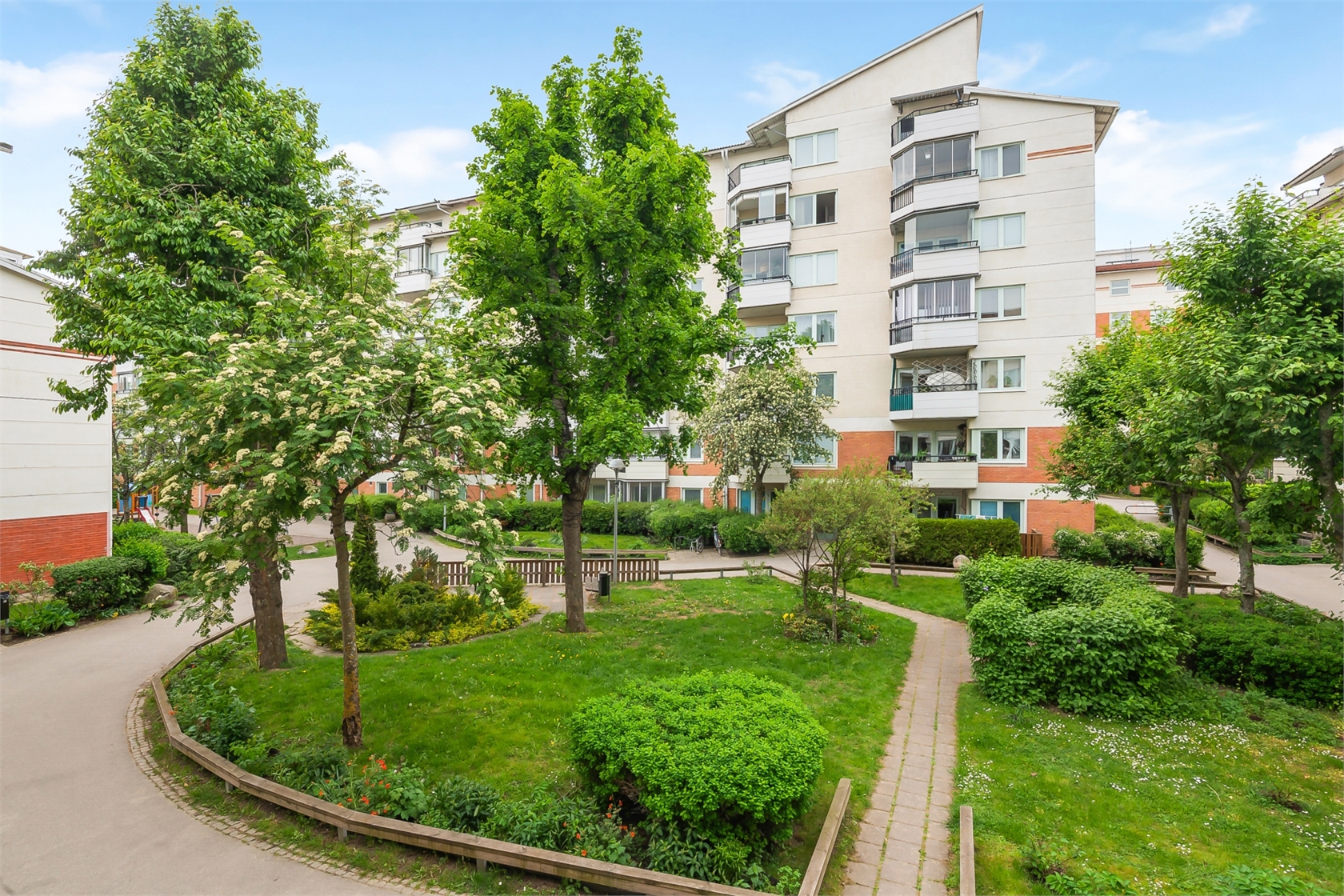 Mjölnerbacken 76 – bild 24