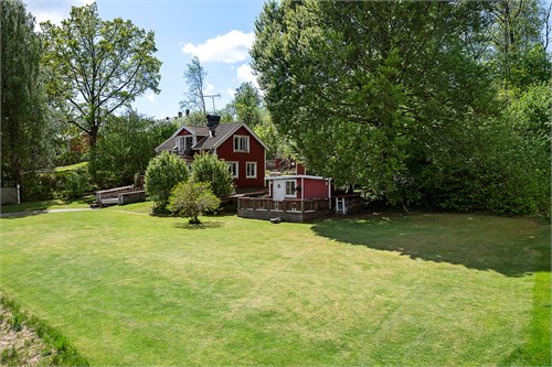 Fin trädgårdstomt