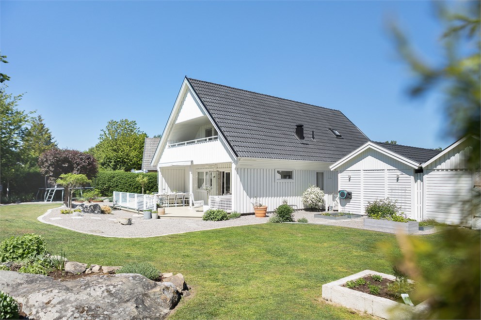 Bivägen 8