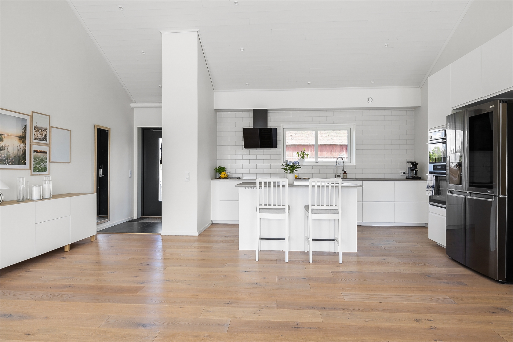 Husby-Sjutolfts-Sävsta 12 – bild 8