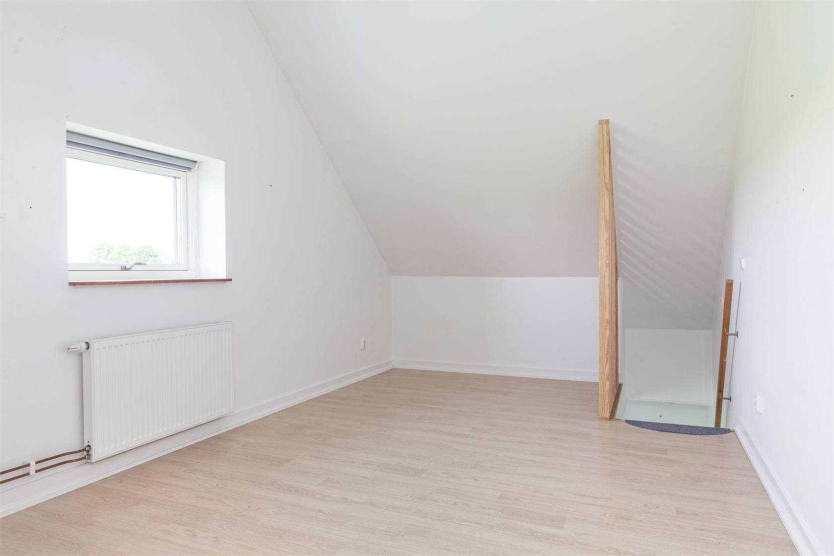 Budgivning pågår – bild 48