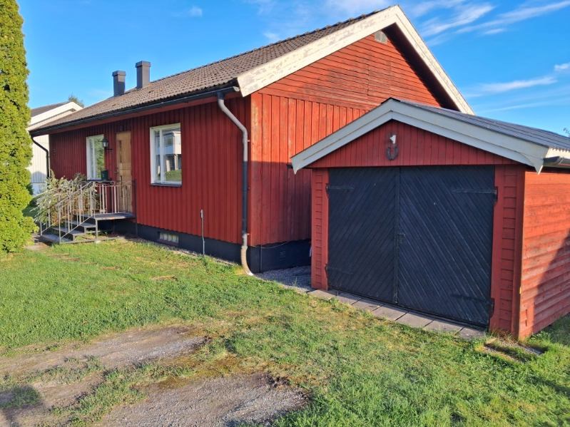 Klockarvägen 23
