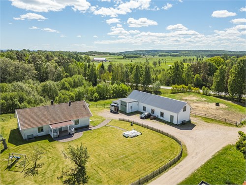 Nyholm 1, 4