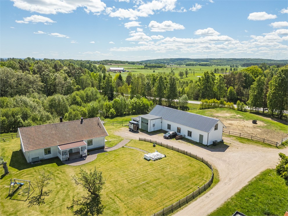 Nyholm 1, 4