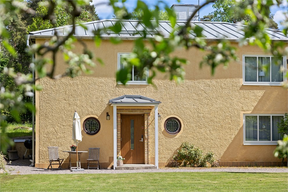 Stora vägen 8
