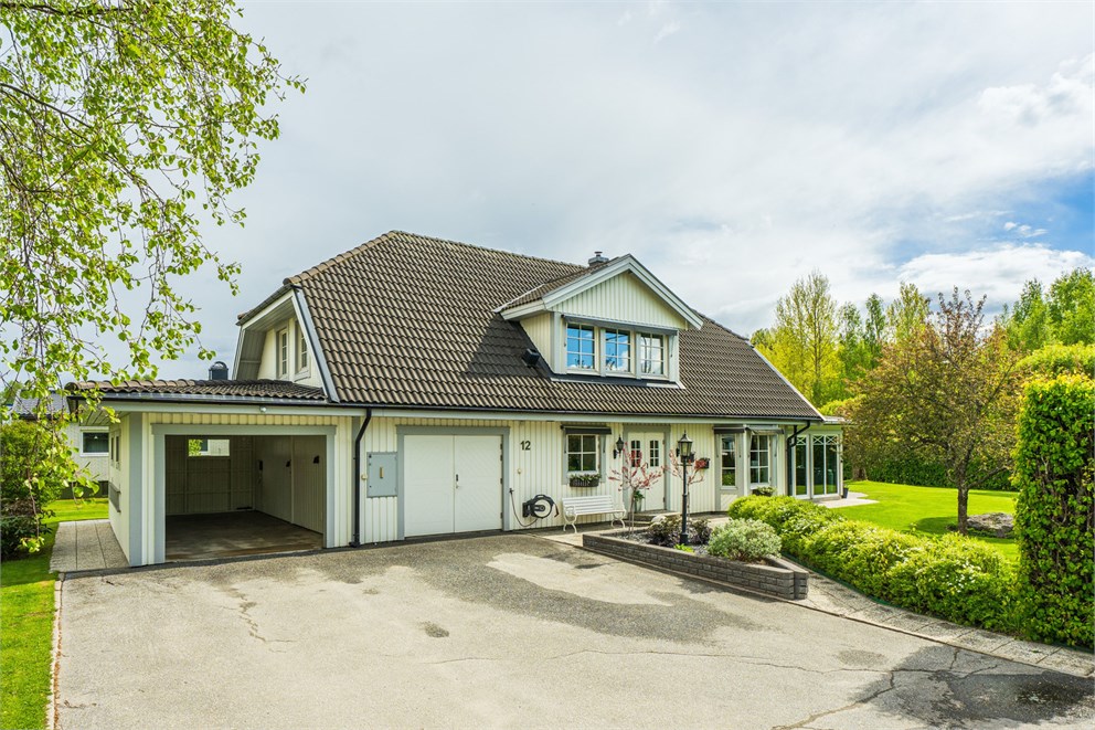Gamla Riksvägen 12