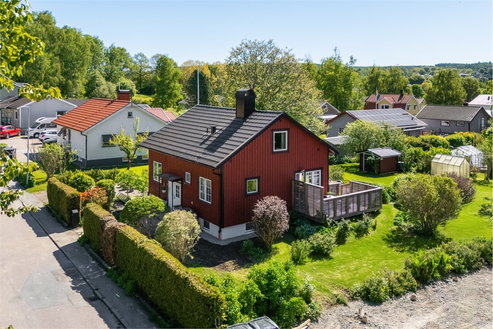 Lagman Algots väg 7
