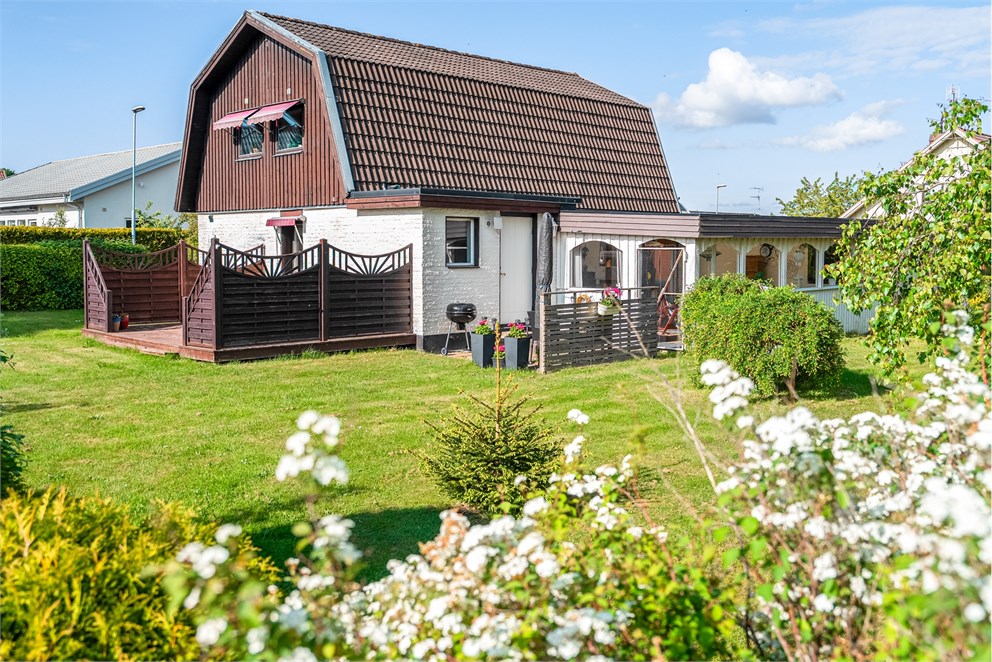 Minnesvägen 6