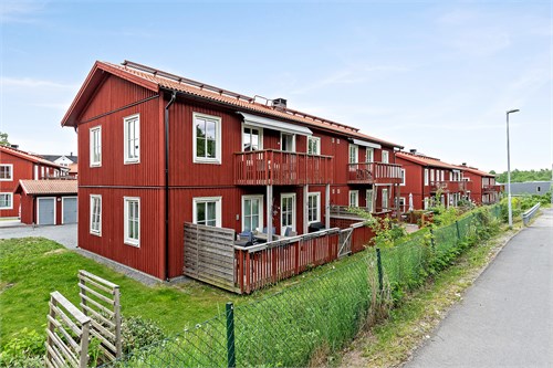 Asteroidvägen 15 F