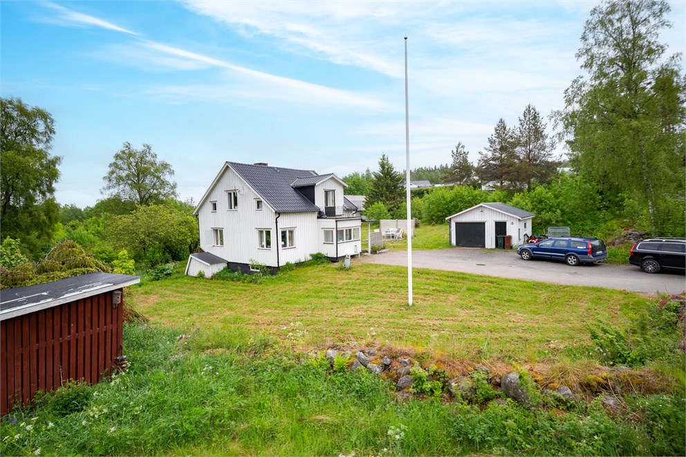 Dammsvedenvägen 8