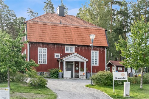 JÄRVASTADEN