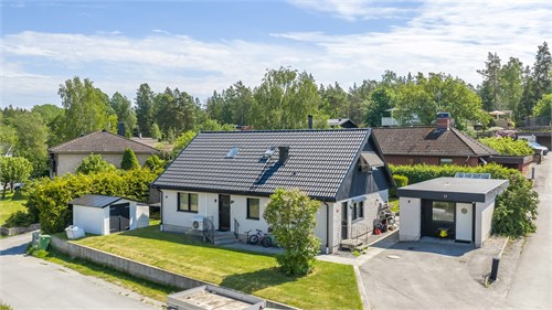 Lötvägen 16