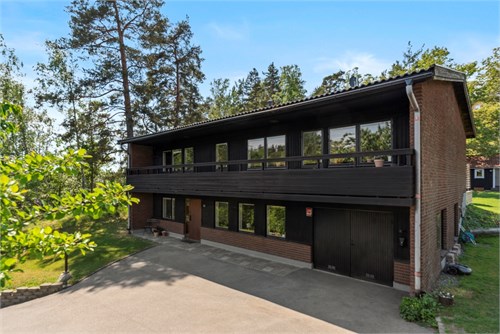 Västra Banvägen 138