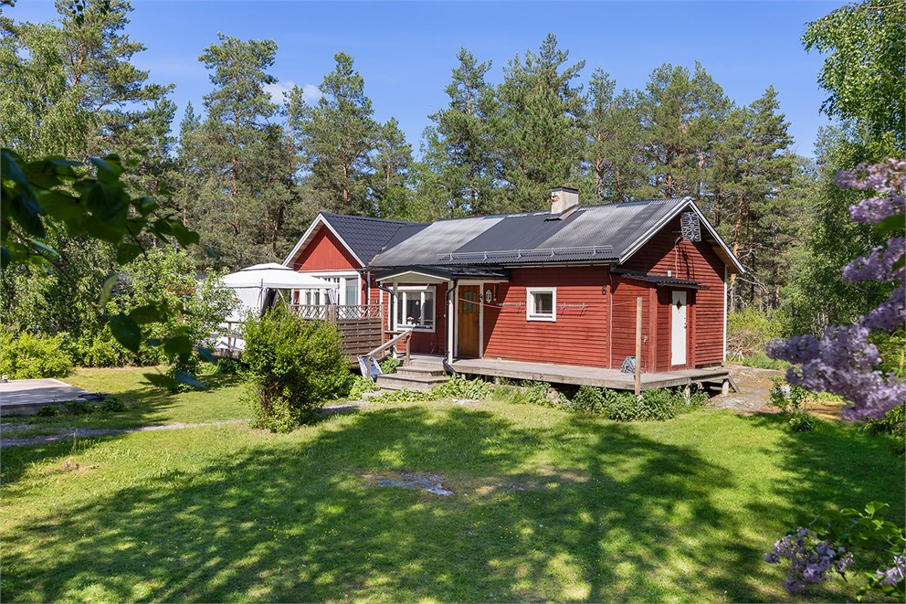 Sparvhöksvägen 8
