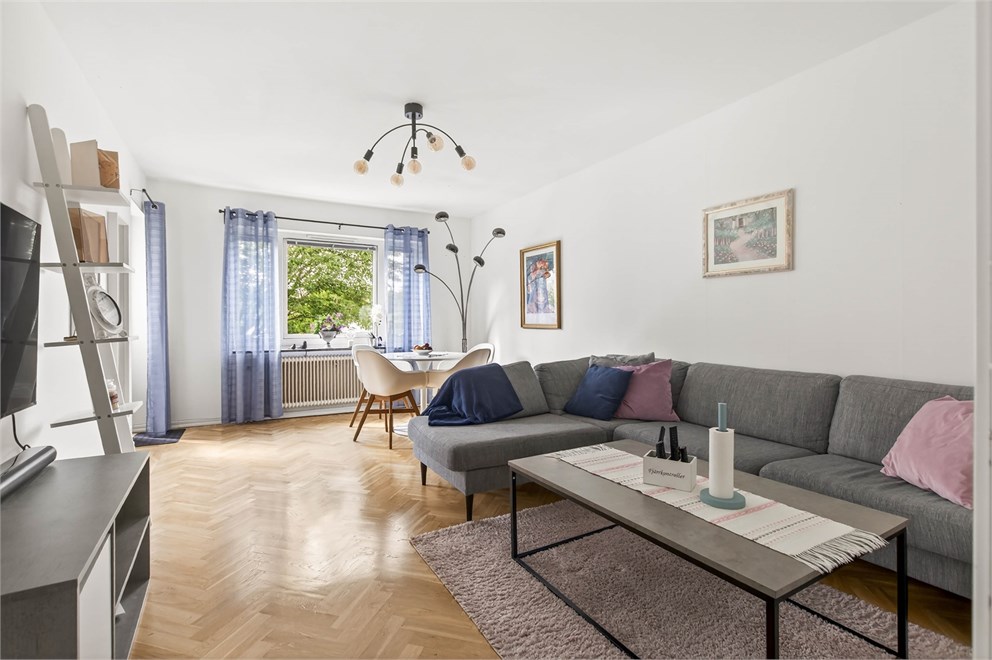 Regeringsvägen 37