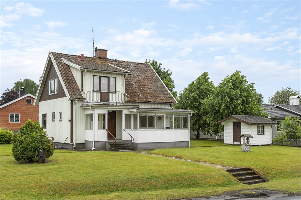 Halmstadvägen 2
