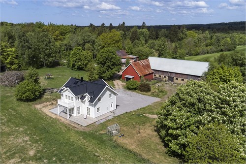 Hulrugeredsvägen 145