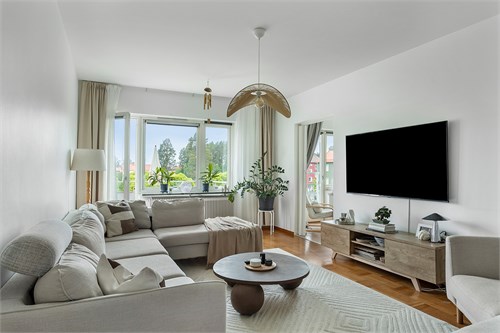 Vintergatan 24B