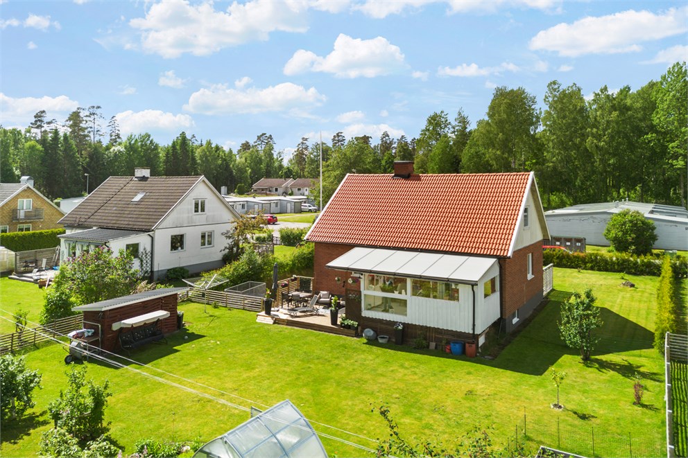 Vegagatan 14