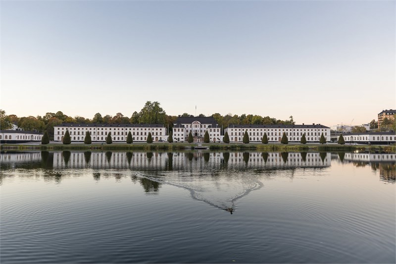 Karlbergsslott & Karlbergssjön
