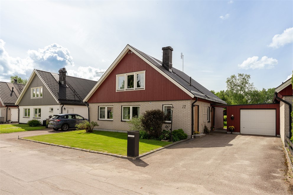 Stenbocksvägen 12
