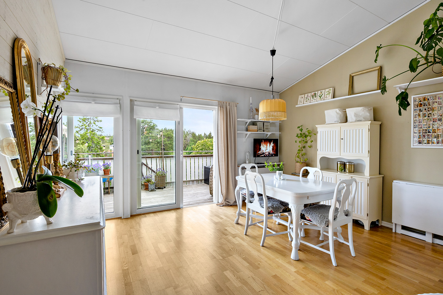 Fältspatsvägen 30a – bild 2