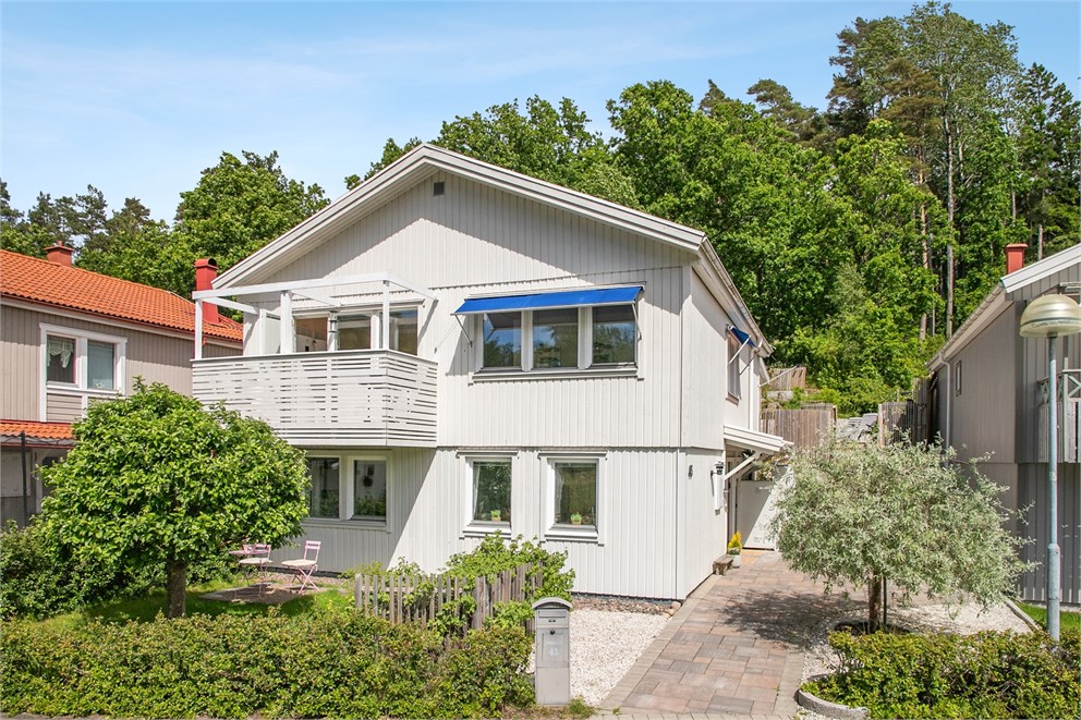 Diamantvägen 43