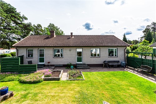 Blomstervägen 32