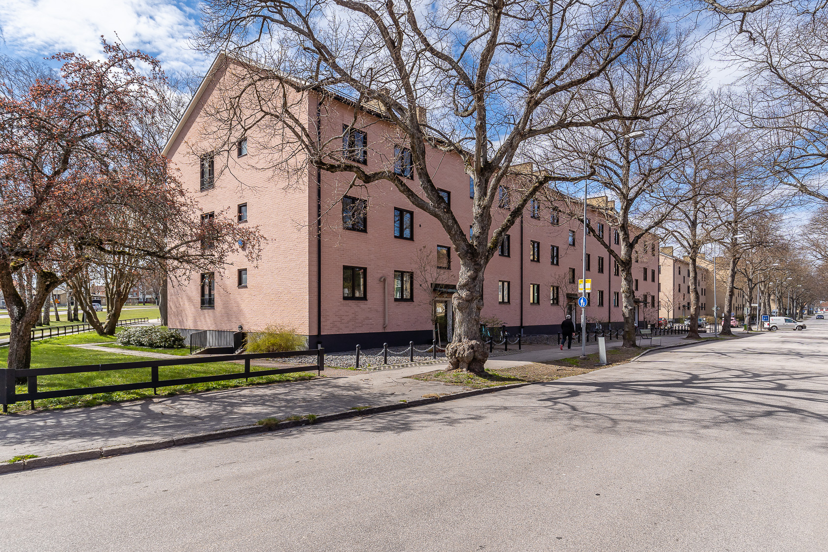 Bild 2 från Fastighetsbyrån