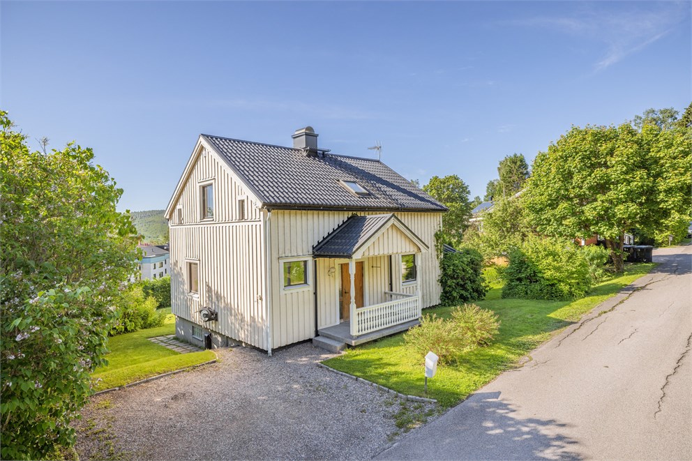 Grönfinksvägen 16