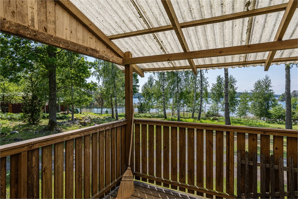 Västra Skälö 9