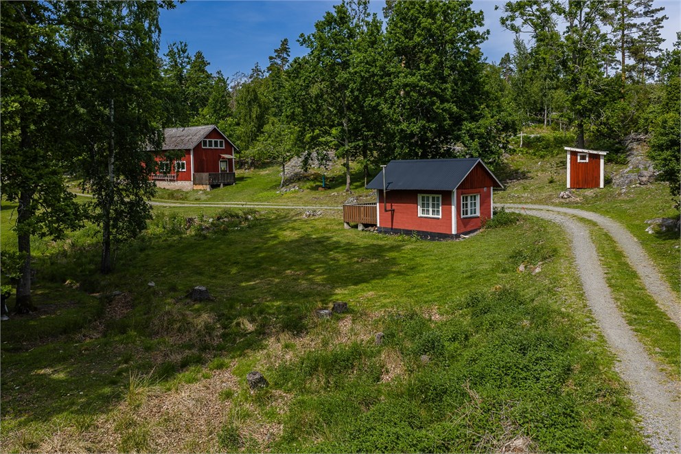 Västra Skälö Källviken 2