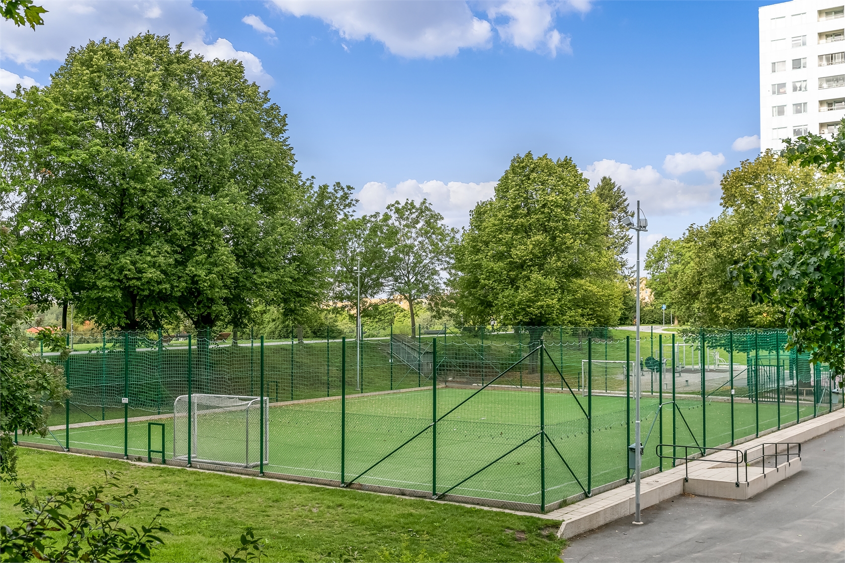 Hagalundsgatan 34, Uteplats – bild 28