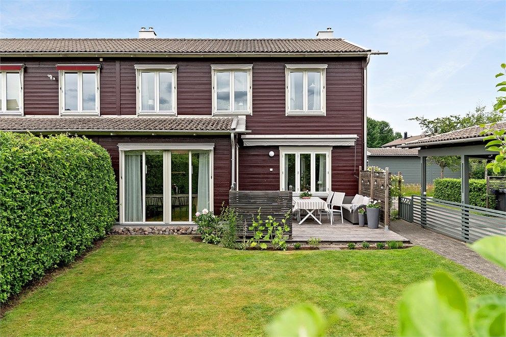 Smultronvägen 8