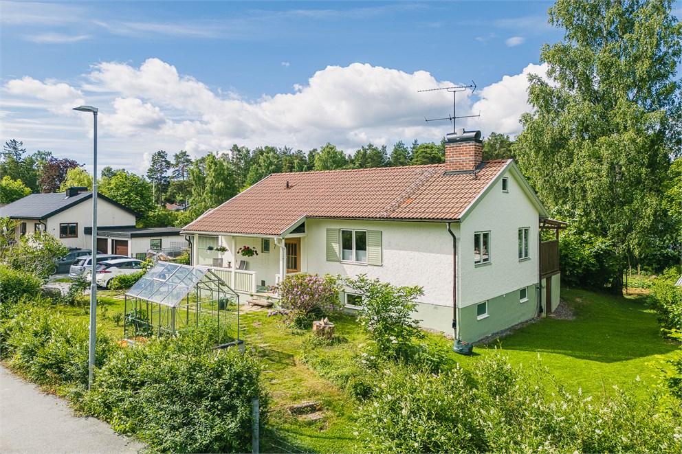 Norra Villavägen 7