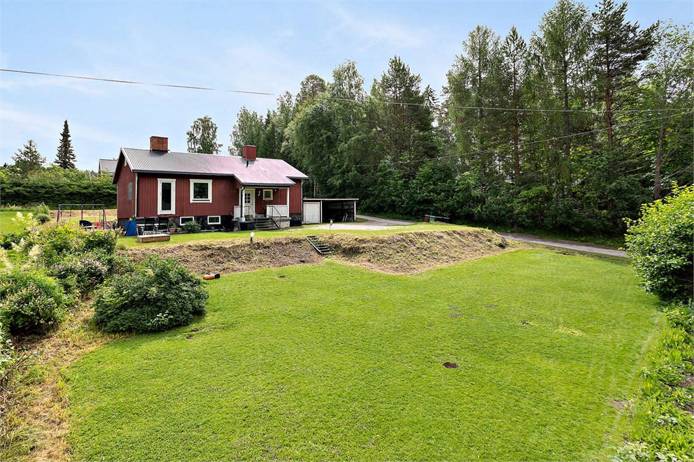 Mårdvägen 8
