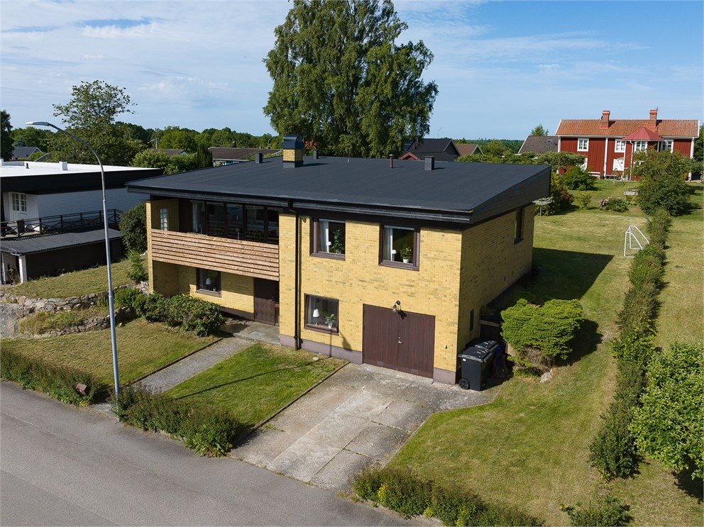 Ekvägen 6
