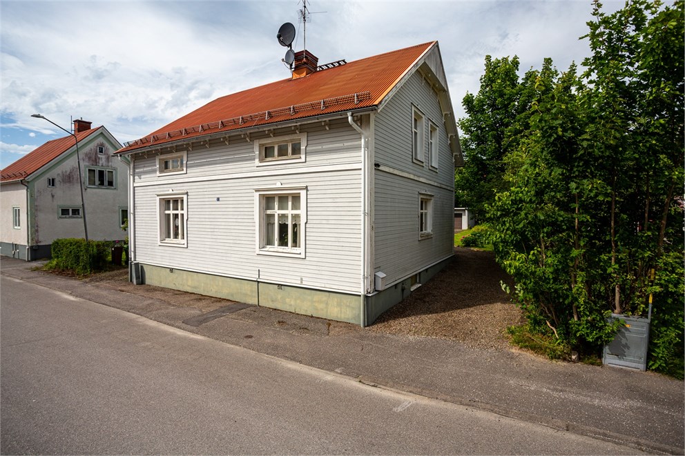Smältaregatan 8
