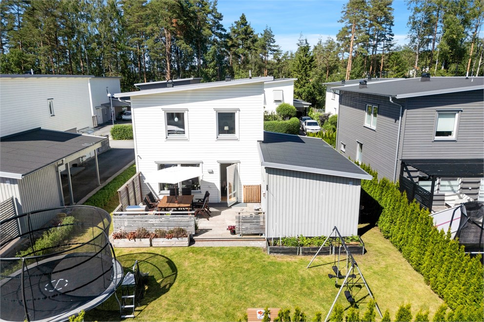 Huldrornas väg 16