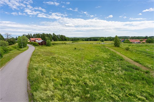 Tomt Gamla Sjukarbyvägen