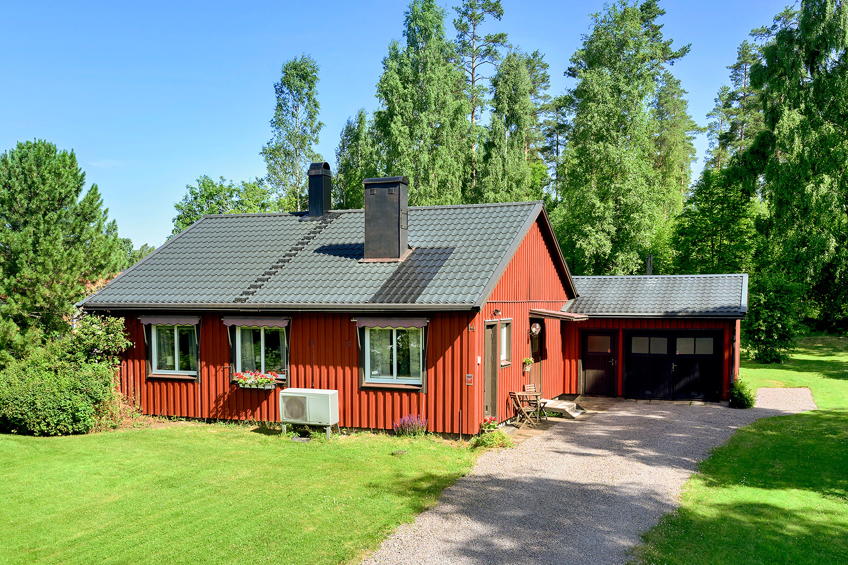 Hyttvägen 14 – bild 1