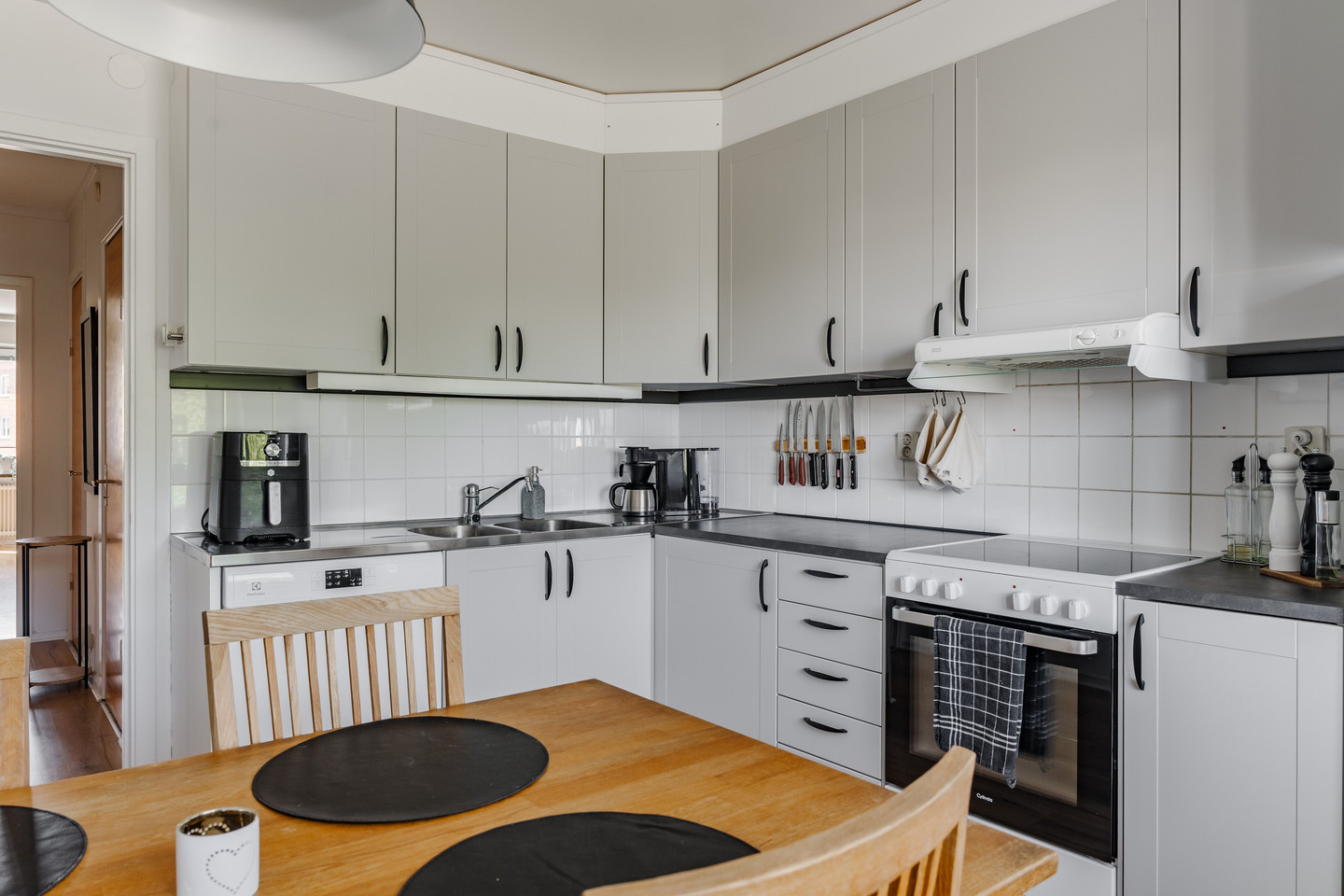 Hjälmgatan 8 – bild 2