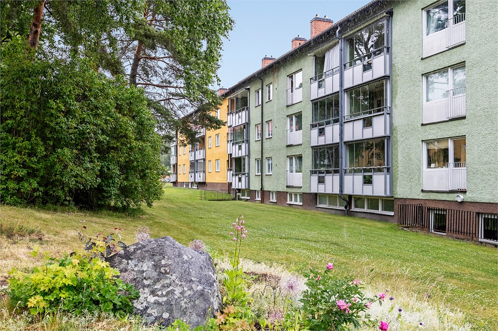 Tvärvägen 13