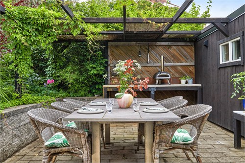 Mysig uteplats/pergola