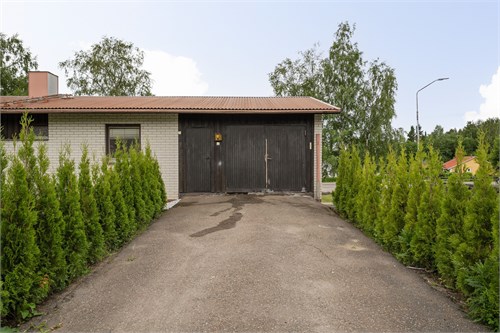 Strängvägen 8