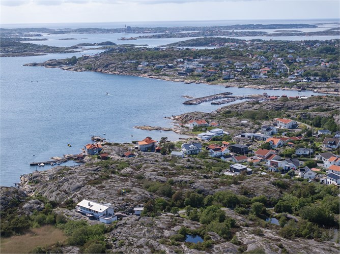 Hällsvik foto år 2026