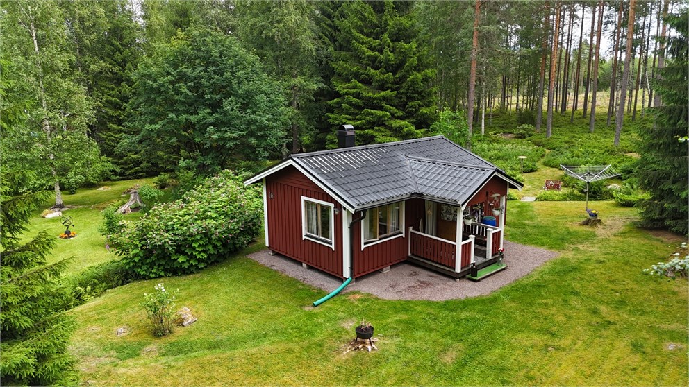 Varggropvägen 16