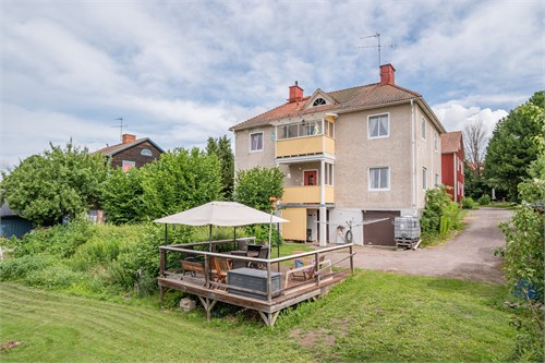 Baksidan huset