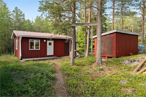 Sovstuga och förråd