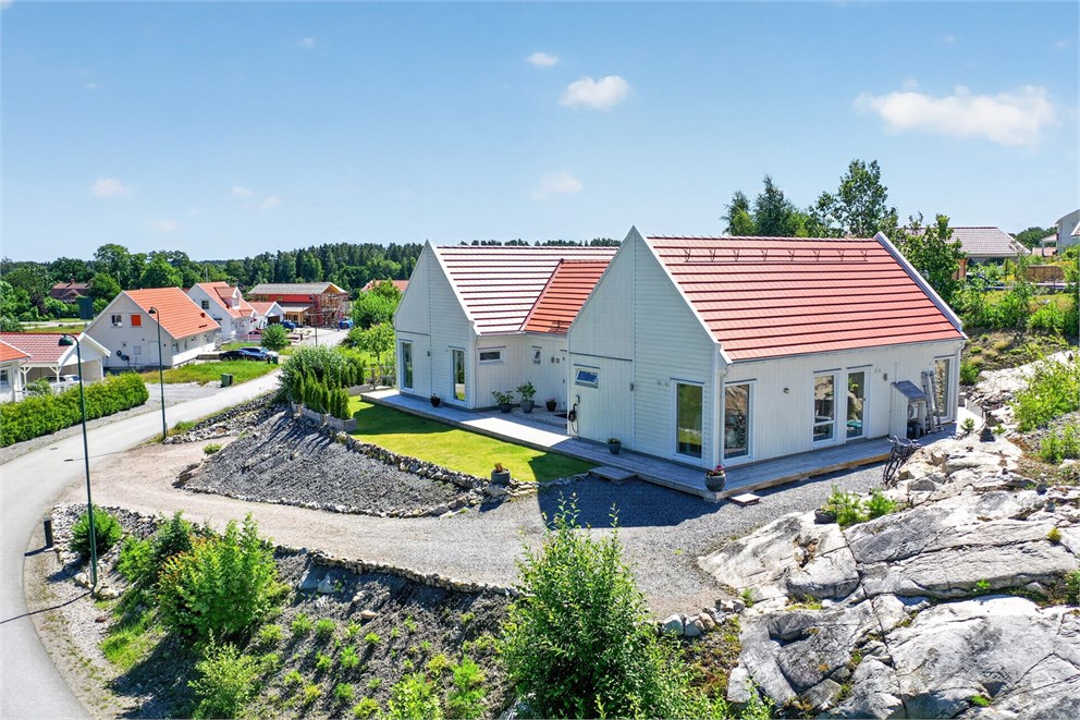 Åkerbyslingan 32